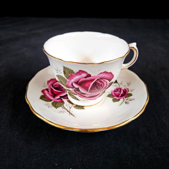 Royal Kent Bone China Tea Cup and Saucer Set Purple Rose Made in England - Picture 1 of 14